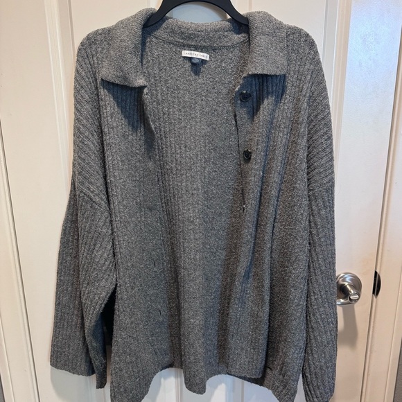 American Eagle Women’s Collared Cardigan - Picture 1 of 3